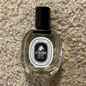 L’OMBRE DANS L’EAU EAU DE TOILETTE.  50ml.